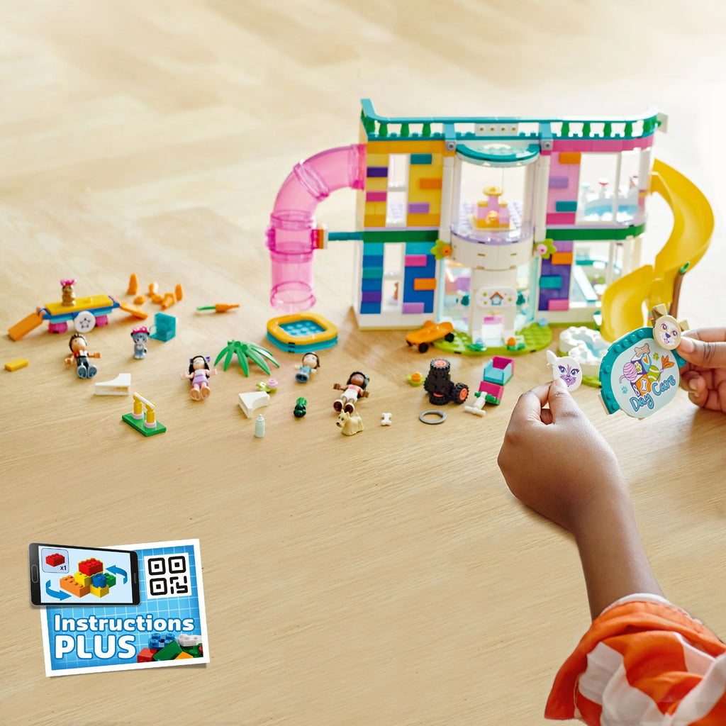 Pet Day-Care Center Animal Set with Doggy Figure & 3 Mini Dolls L89192