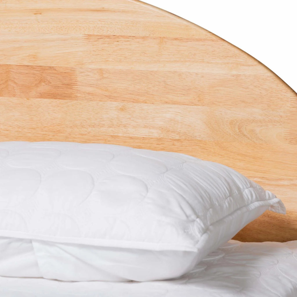 Natural Brown Finished Wood Queen Size Platform Bed H790720