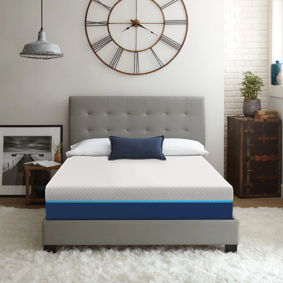 Queen Medium Plush Hybrid Memory Foam Pocket Spring Mattress D2997
