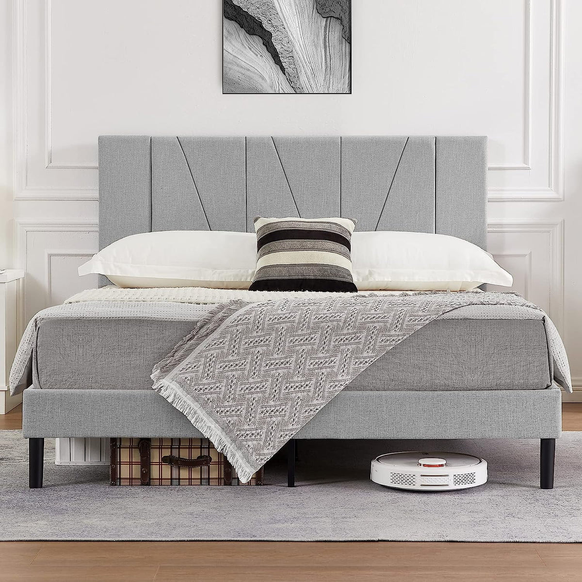 King Size Beige Fabric Upholstered Platform Bed Frame V762