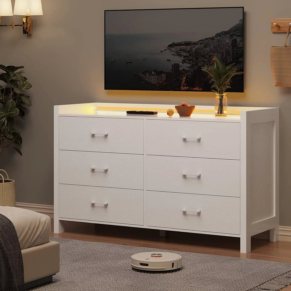 White 6 Drawer Wooden Dresser O610