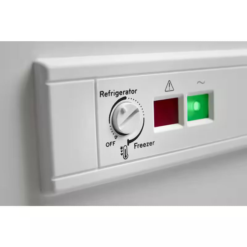 16 cu. ft. Chest Freezer in White B14276