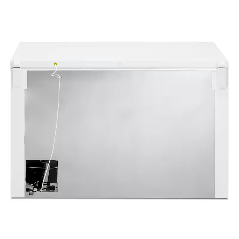 16 cu. ft. Chest Freezer in White B14276