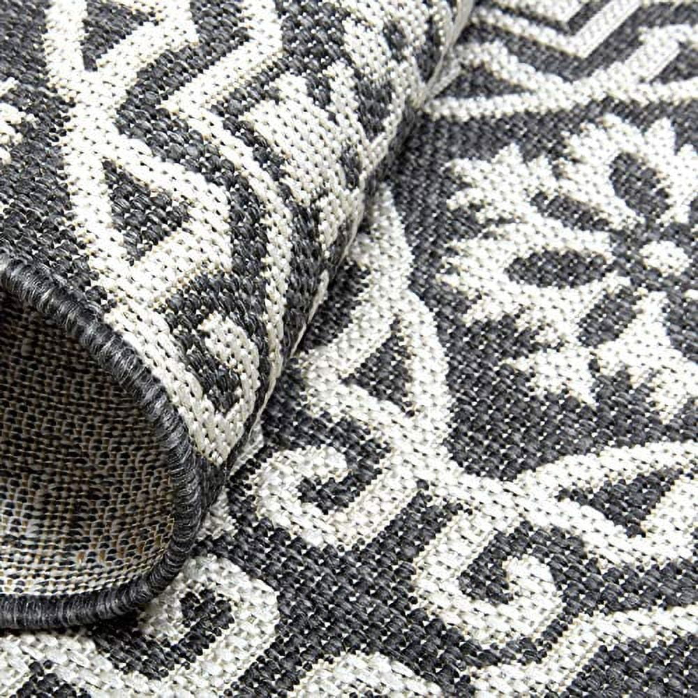 Black Grey Geometric Indoor/Outdoor Area Rug V303877