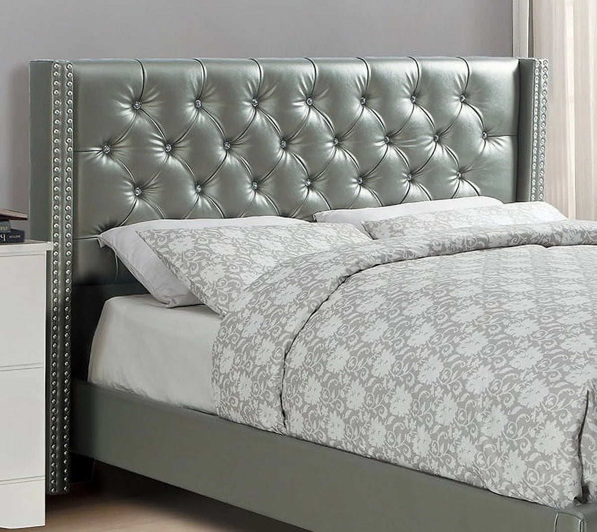 Queen Size Silver Faux Leather Upholstered Bed Frame G773