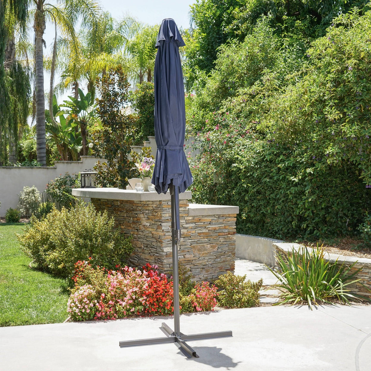 9.5-Foot Steel Canopy Umbrella with Base D470258