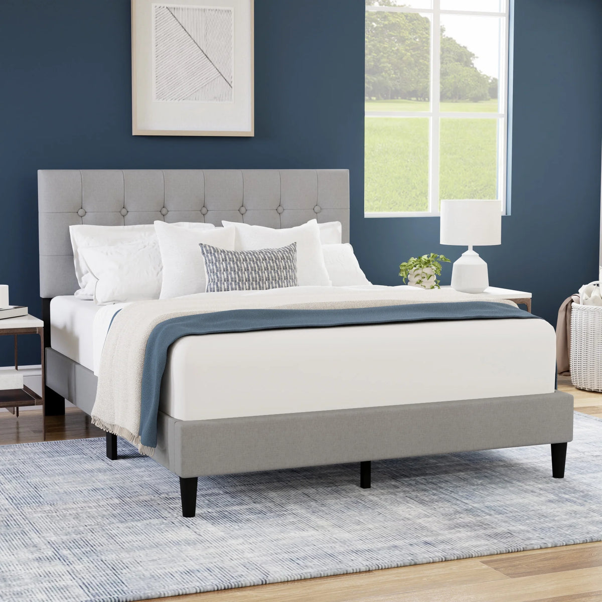 Queen Tufted Upholstered Platform Bed C1532