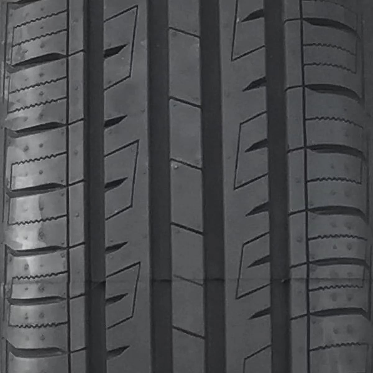 Set of 4 205/65R16 All Season Performance Tires P848