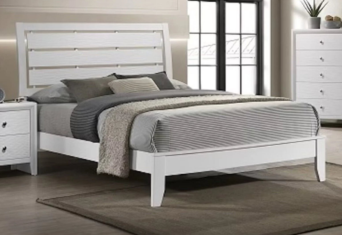 White Full Size Wood Panel Bed Set U3979
