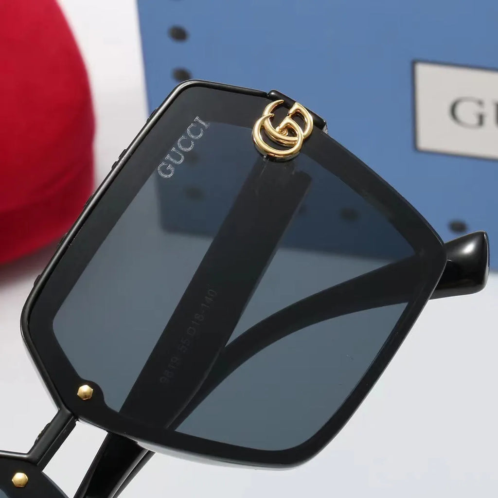 Fashionable Letter Sunglasses H75693
