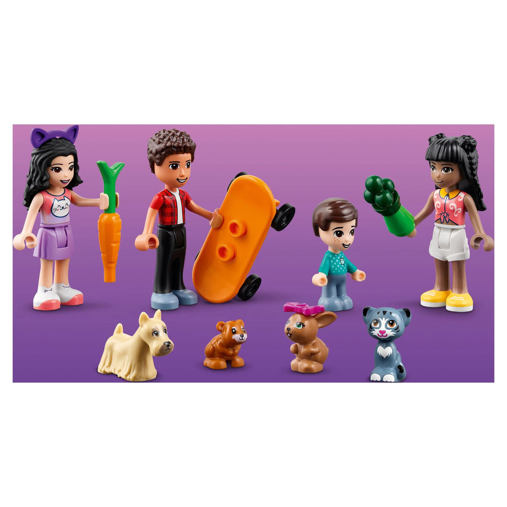Pet Day-Care Center Animal Set with Doggy Figure & 3 Mini Dolls L89192